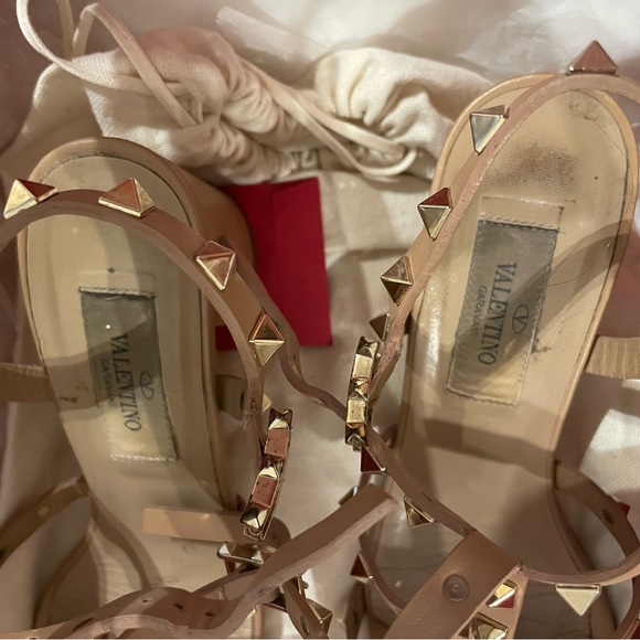 Valentino Garavani rockstud calfskin ankle strap sandal 60 mm skin color EU 35.5 - Picture 14 of 15